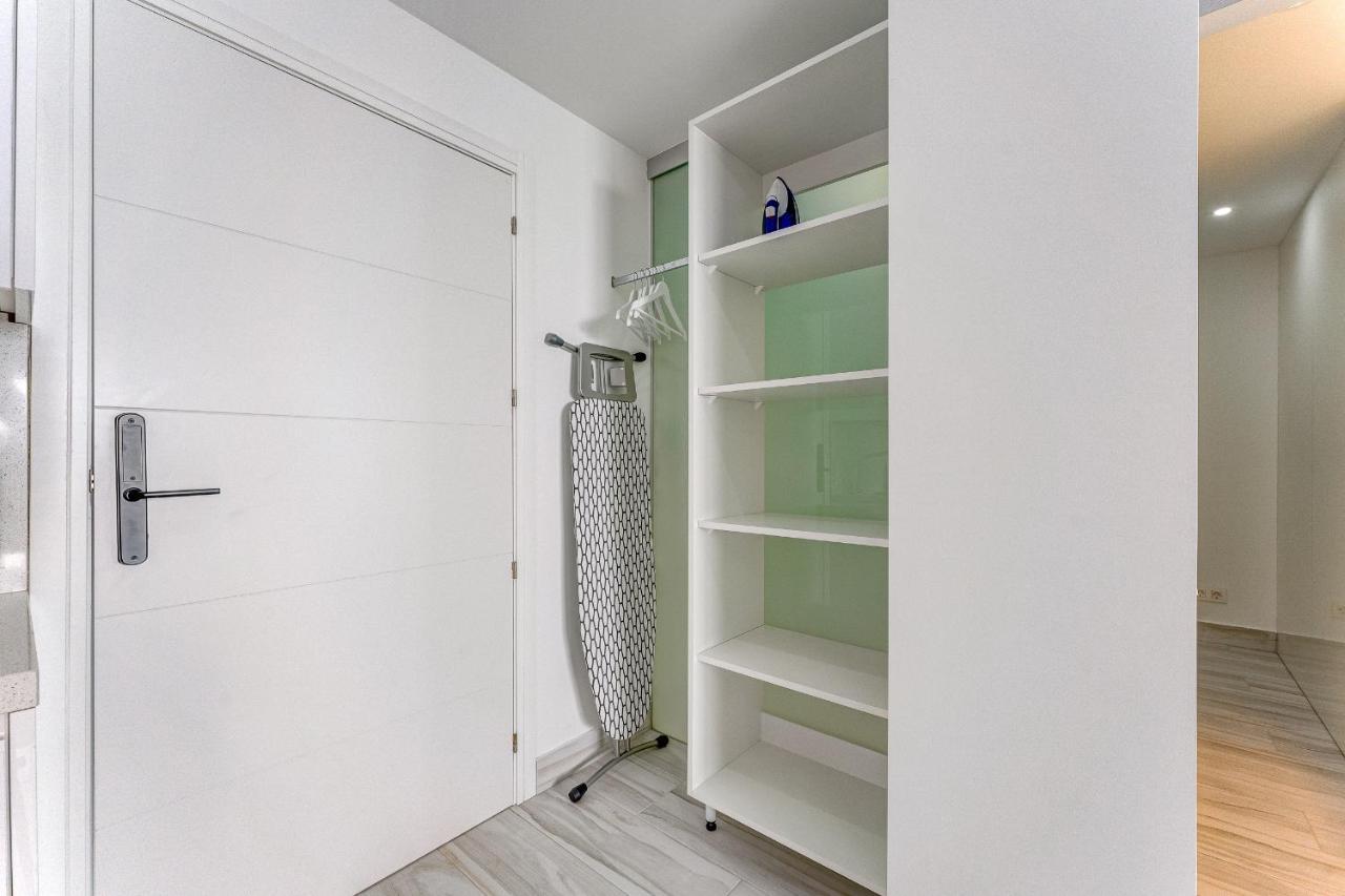 Bal Apartments Adults Only อาโรนา ภายนอก รูปภาพ