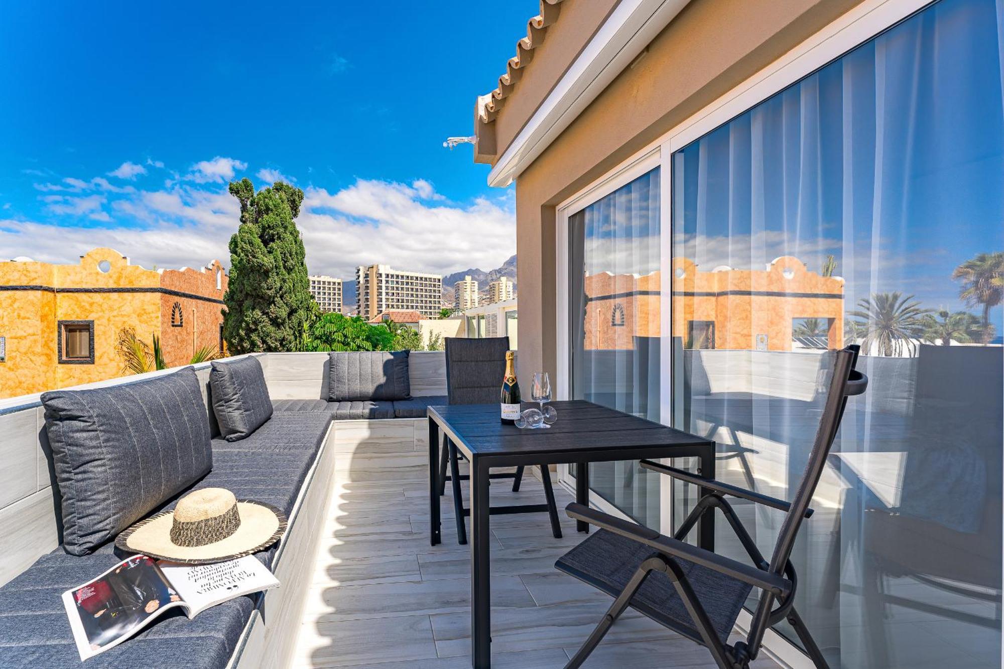 Bal Apartments Adults Only อาโรนา ภายนอก รูปภาพ